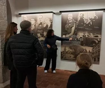Illustration de Visite guidée - Salle Jacqueline de Chabannes