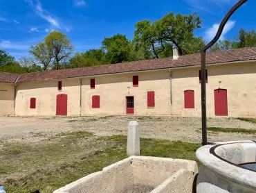 Illustration de La ferme après restauration