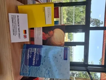 Illustration de Ouvrages en langues étrangères